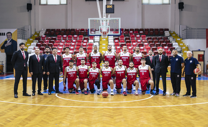 Büyükşehir Basketbol Takımı Gümbür Gümbür Geliyor