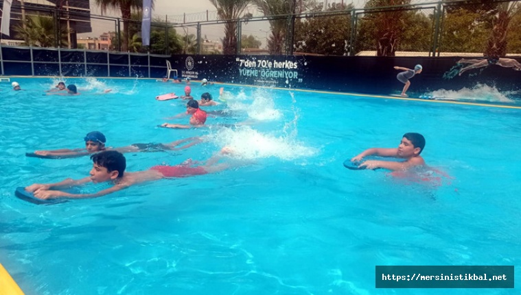 Akdeniz’de Ücretsiz Yüzme Kursları Başlıyor
