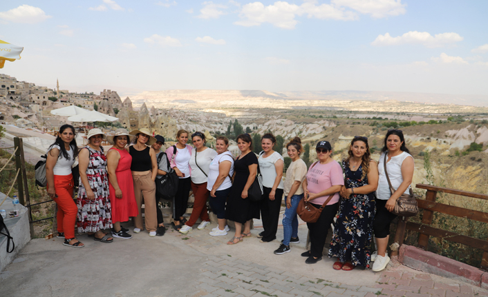 Akdenizli Kadınlar Kapadokya Turuna Çıktı