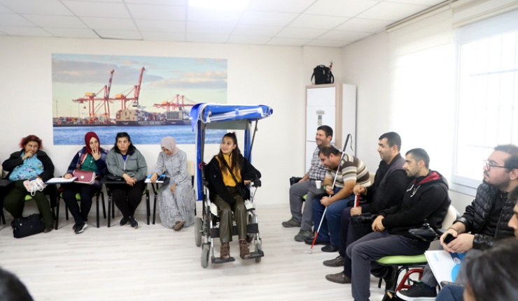 Akdeniz Belediyesi’nden Engelli Vatandaşlara “İş Kulübü Eğitimi”