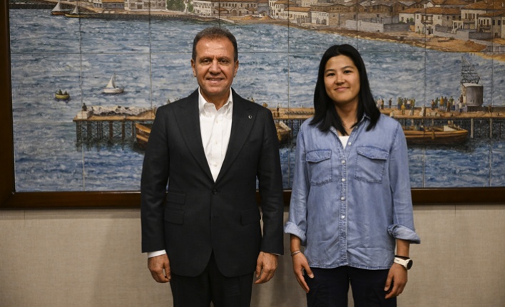 İspanyol Gezgin Sara Qiu, Başkan Seçer'i Ziyaret Etti