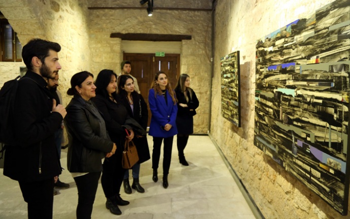 Akdeniz Sanat Galerisi Ziyaretçi Akınına Uğruyor