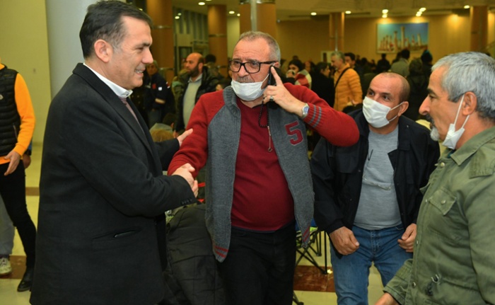​​​​​​​Başkan Abdullah Özyiğit, geceyi vatandaşlarla geçirdi