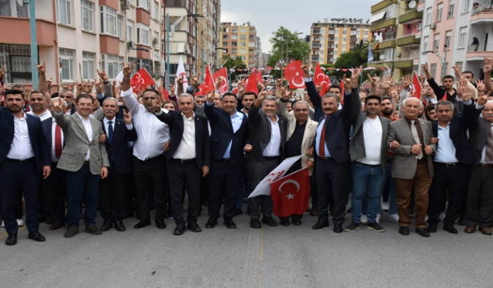 MHP Tarsus’ta Zafer Yürüyüşü Yaptı