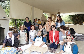 CHP'li Büyükşehir Belediye Başkanlarının Eşleri, Mersin'de Buluştu
