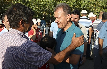 Başkan Seçer, Mezitli Kırsalında Vatandaşlarla Buluştu