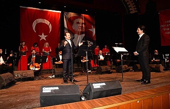 Vali Pehlivan, Cumhuriyet Bayramı Özel Konserine Katıldı