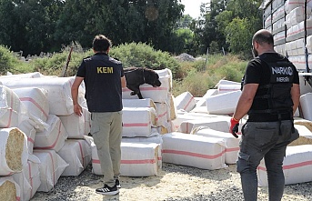 Yükü Saman Olan Tırda 278 Kilo Esrarı Mersin Polisi Yakaladı