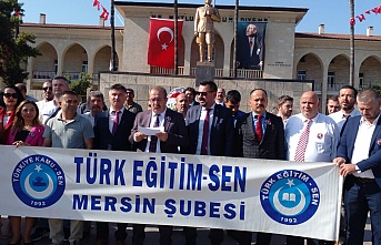 Türk Eğitim-Senli Memurlar Cumhuriyetin 100. Yaşını kutladılar