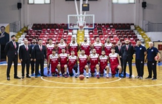 Büyükşehir Basketbol Takımı Gümbür Gümbür...