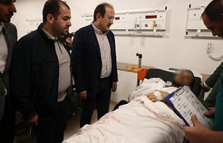 Mersin Valisi Pehlivan, Trafik Kazasında Yaralanan...