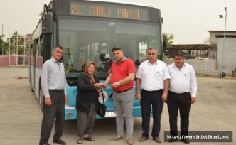 Mersin Büyükşehir’in Otobüs Şoförlerinden Duyarlı Davranış