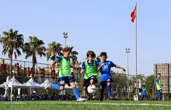 Bahar Futbol Okulu Geleceğin Yeteneklerini Bekliyor