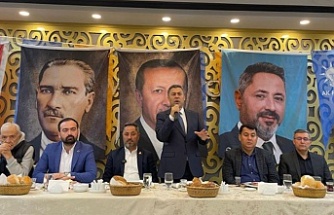 Mustafa Sever Mezitli’de seçmenlerle buluşmaya devam ediyor