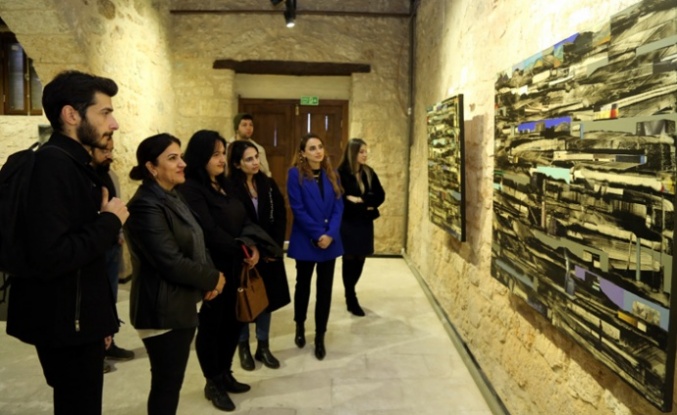 Akdeniz Sanat Galerisi Ziyaretçi Akınına Uğruyor